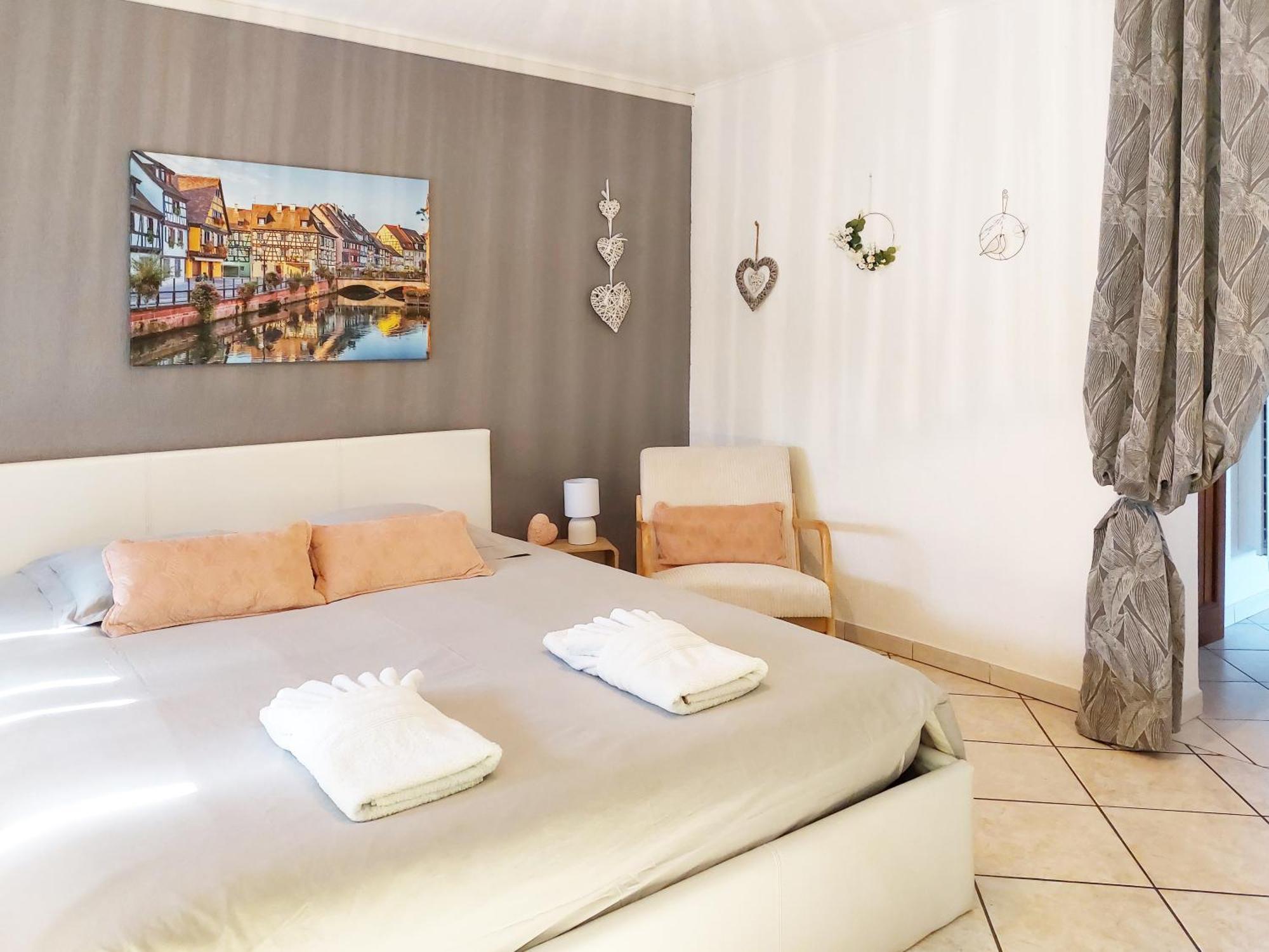 Le Cocon Appart Avec Parking Prive & Terrasse Sainte-Croix-en-Plaine ภายนอก รูปภาพ